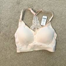 Women Strapless Bra Sexy and Traceless Top Brace with Less Steel Rims Adjustable Sports Girls